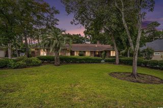 1422 Crooked Pine Dr., Surfside Beach, SC 29575