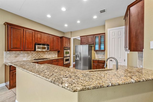 2012 Ebbsfleet DR, Cedar Park, TX 78613