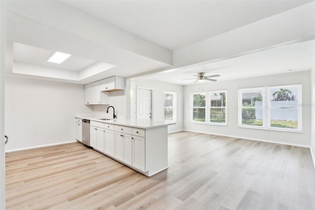 315 DORCHESTER DRIVE, Venice, FL 34293