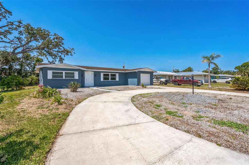 315 DORCHESTER DRIVE, Venice, FL 34293