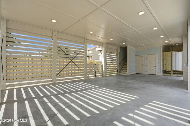 105 Periwinkle Lane, Carolina Beach, NC 28428