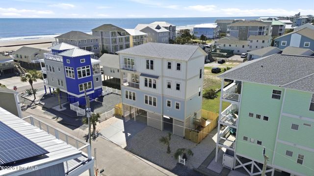 105 Periwinkle Lane, Carolina Beach, NC 28428