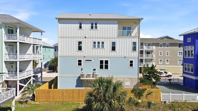105 Periwinkle Lane, Carolina Beach, NC 28428