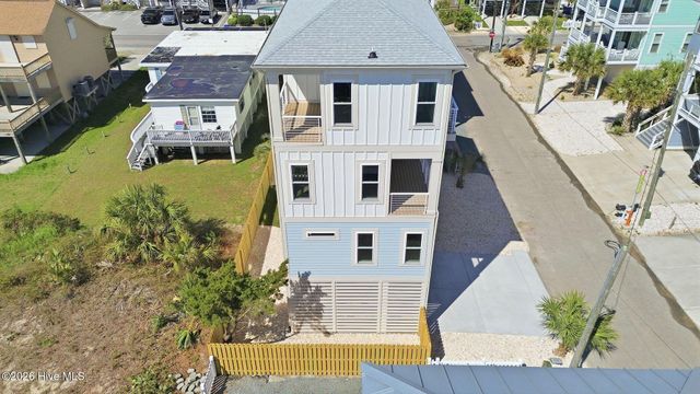 105 Periwinkle Lane, Carolina Beach, NC 28428