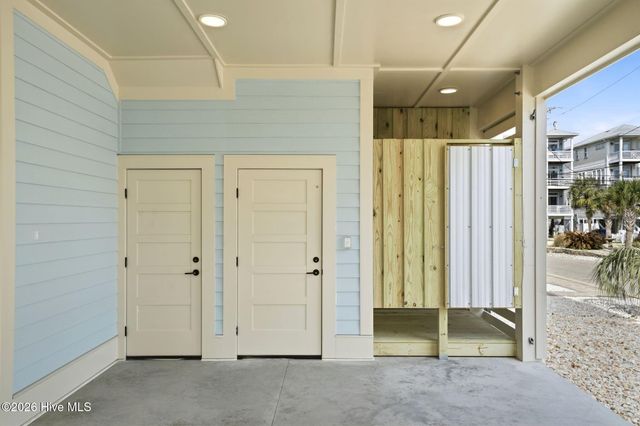 105 Periwinkle Lane, Carolina Beach, NC 28428