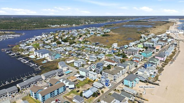 105 Periwinkle Lane, Carolina Beach, NC 28428