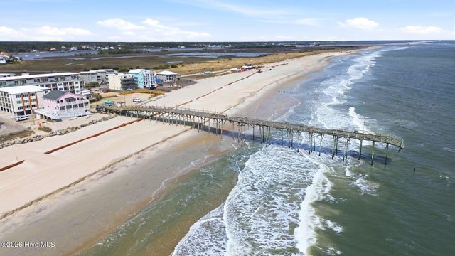 105 Periwinkle Lane, Carolina Beach, NC 28428