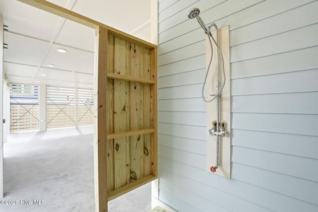 105 Periwinkle Lane, Carolina Beach, NC 28428