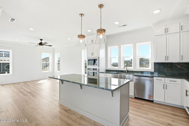 105 Periwinkle Lane, Carolina Beach, NC 28428