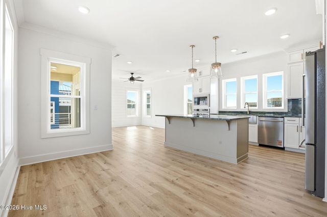 105 Periwinkle Lane, Carolina Beach, NC 28428