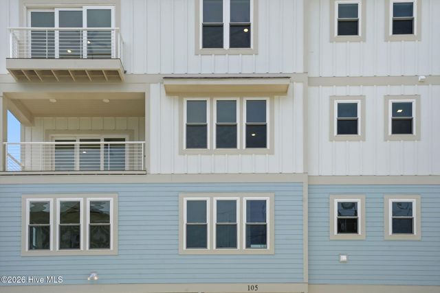 105 Periwinkle Lane, Carolina Beach, NC 28428