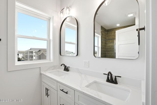 105 Periwinkle Lane, Carolina Beach, NC 28428