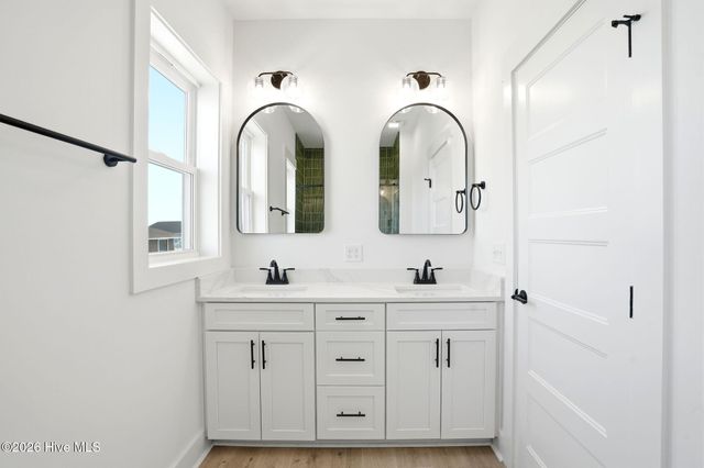 105 Periwinkle Lane, Carolina Beach, NC 28428