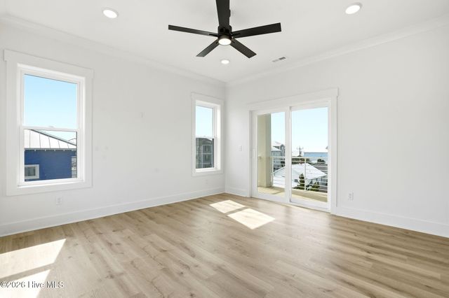 105 Periwinkle Lane, Carolina Beach, NC 28428