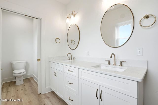 105 Periwinkle Lane, Carolina Beach, NC 28428