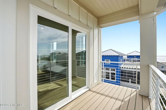 105 Periwinkle Lane, Carolina Beach, NC 28428