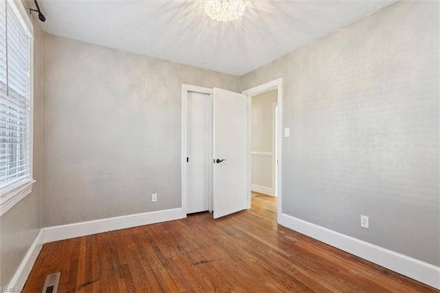 15 Willow RD, Hampton, VA 23664