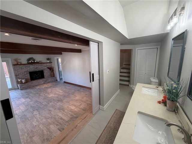 15 Willow RD, Hampton, VA 23664