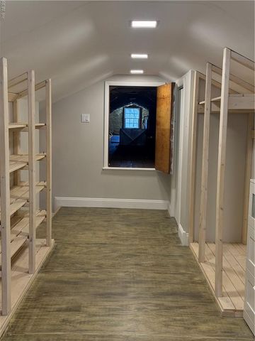 15 Willow RD, Hampton, VA 23664