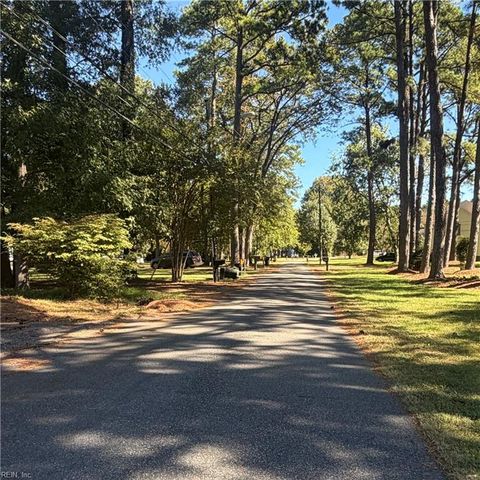 15 Willow RD, Hampton, VA 23664