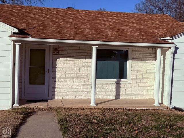 1105 W THOMPSON, Paragould, AR 72450