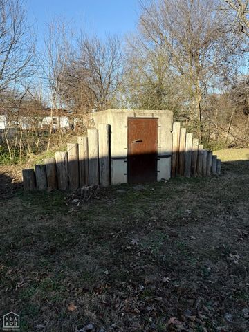 1105 W THOMPSON, Paragould, AR 72450