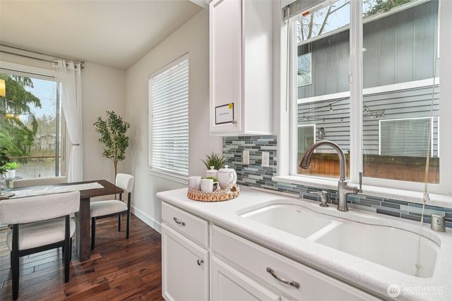 12219 NE 105th Street, Kirkland, WA 98033