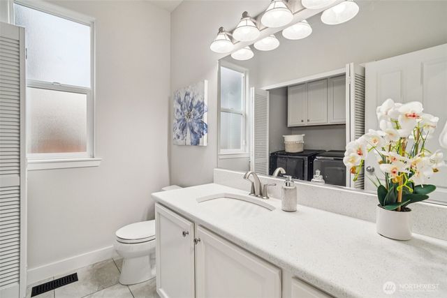 12219 NE 105th Street, Kirkland, WA 98033