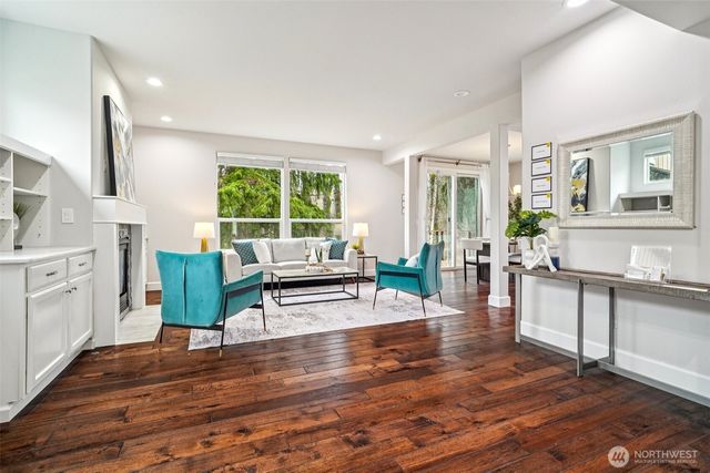 12219 NE 105th Street, Kirkland, WA 98033