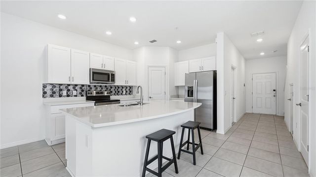 4790 REVOLUTIONARY WAY, St Cloud, FL 34769