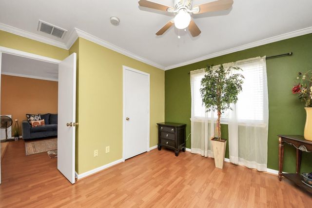 1549 Nichole Woods Drive, Houston, TX 77047