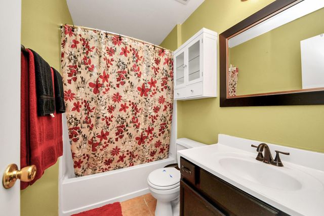 1549 Nichole Woods Drive, Houston, TX 77047