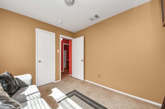 1549 Nichole Woods Drive, Houston, TX 77047