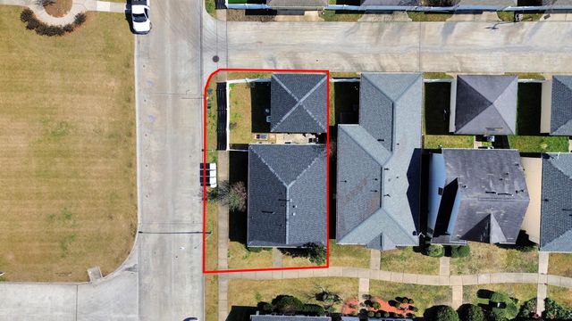 1549 Nichole Woods Drive, Houston, TX 77047