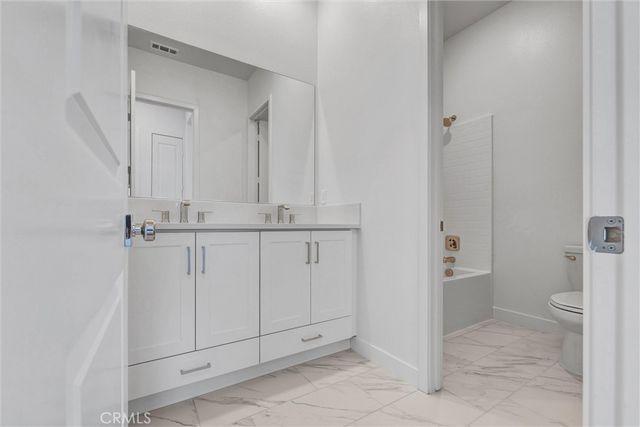2058 Hollyleaf, Montebello, CA 90640