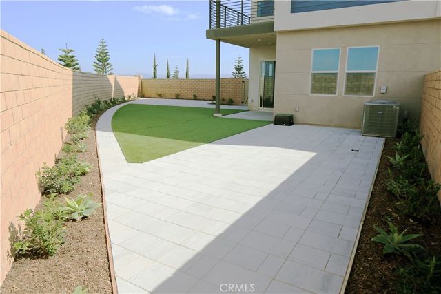 2058 Hollyleaf, Montebello, CA 90640