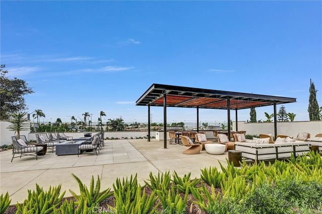 2058 Hollyleaf, Montebello, CA 90640