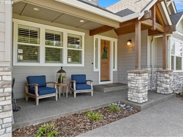 21823 Ne 172ND St, Brush Prairie, WA 98606