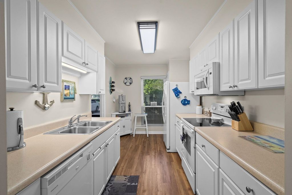 1012 Possum Trot Rd Apt F46, North Myrtle Beach, SC 29582 — photo 5