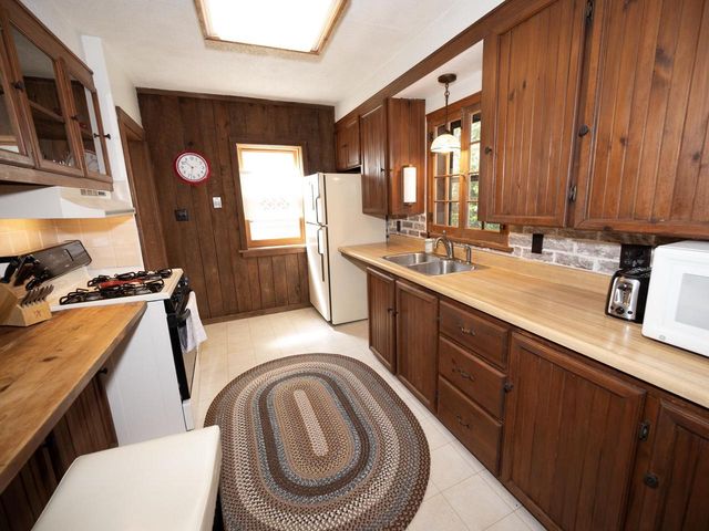 N2577 OTTMAN DRIVE, Waupaca, WI 54981