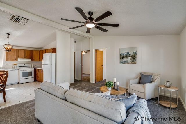 407 SOUTH FORK RD, Cheyenne, WY 82007