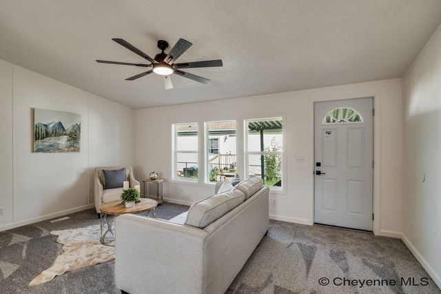 407 SOUTH FORK RD, Cheyenne, WY 82007