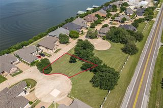4109 Bluff View Drive, Granbury, TX 76048