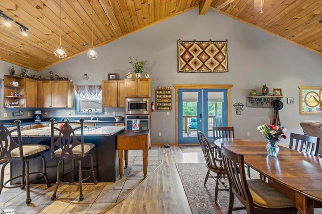 442 Blantyre Church Road, Other, NC 28742