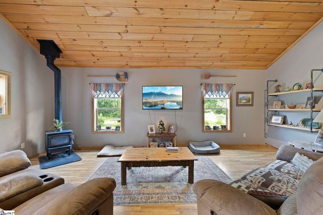 442 Blantyre Church Road, Other, NC 28742