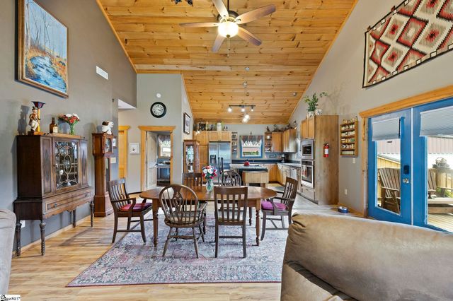 442 Blantyre Church Road, Other, NC 28742
