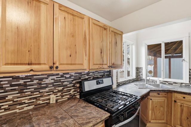 4223 N Madison St, Spokane, WA 99205