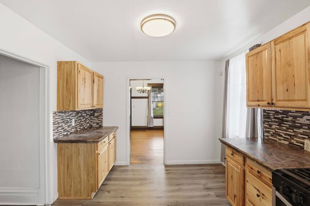 4223 N Madison St, Spokane, WA 99205