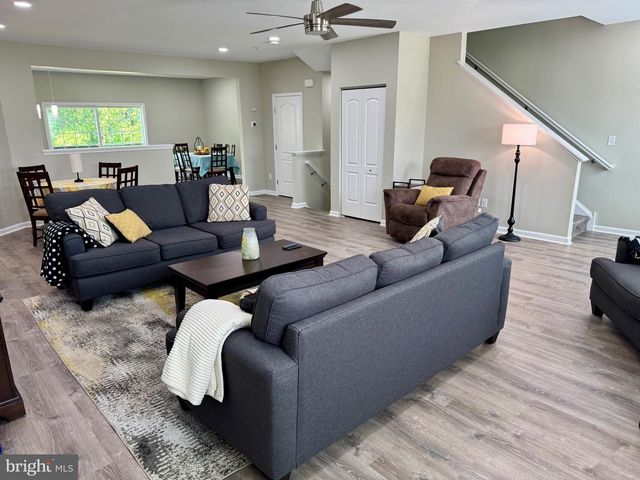 707 S TWIN LAKES BLVD, Newark, DE 19711