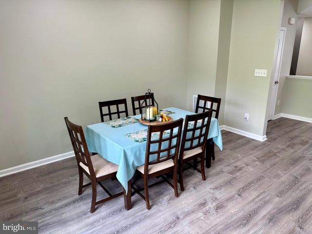707 S TWIN LAKES BLVD, Newark, DE 19711